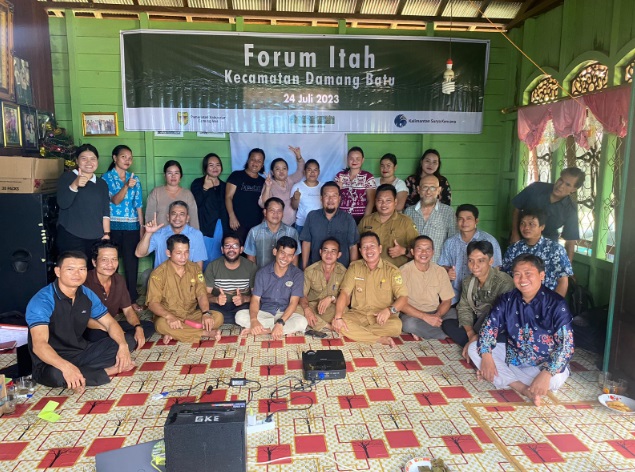 Fostering Communication Between Villages Through Forum Itah